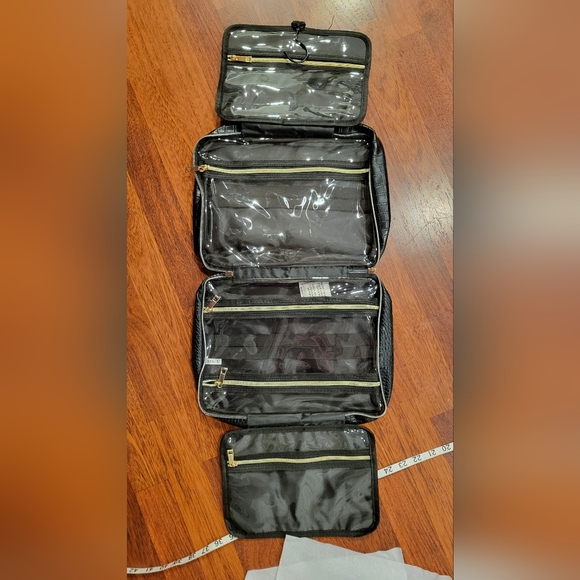 Black Hanging Travel Toiletry Bag - Picture 3 of 6